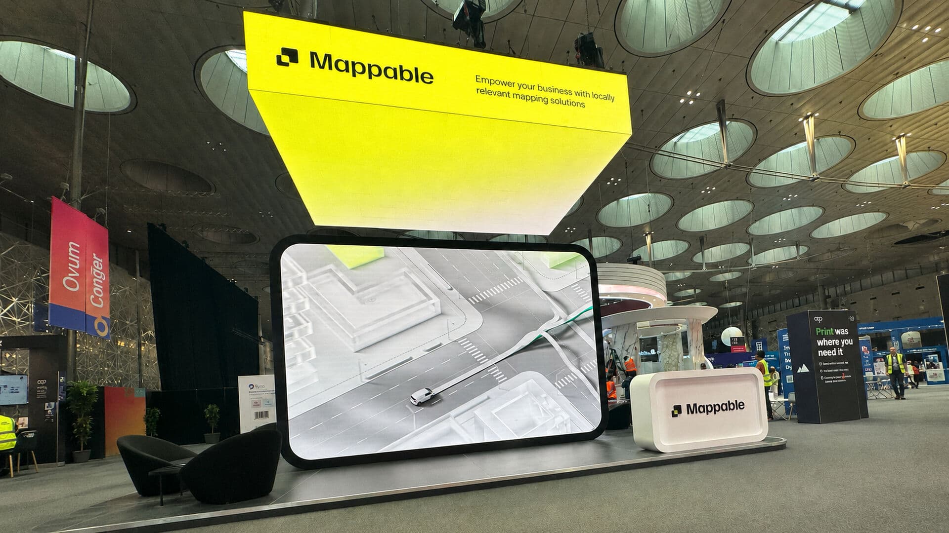 Mappable — Suspended LED Showcase